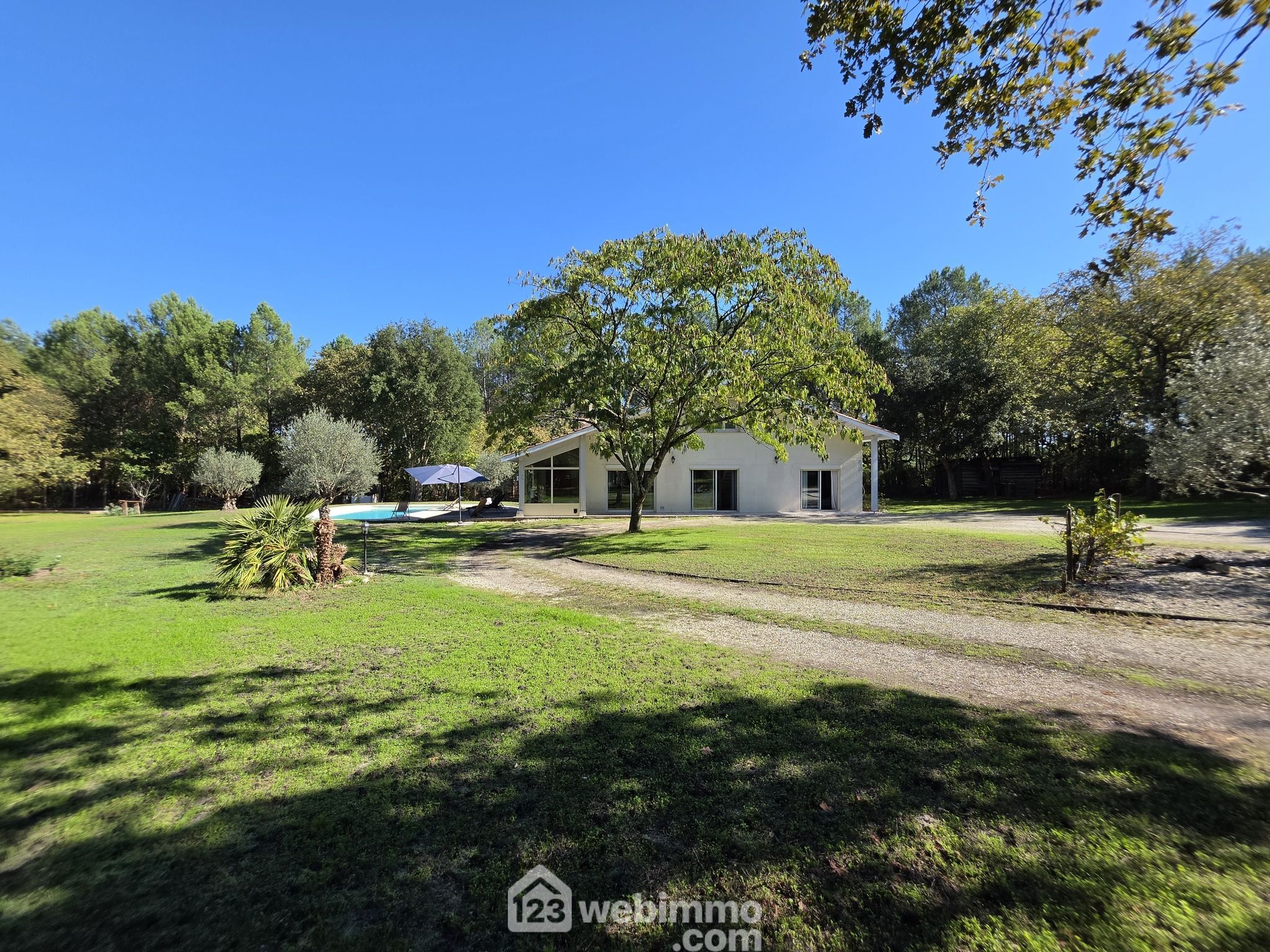 Maison 5 pièces 155 m² · au Pian-Médoc · 155 m² · 499 000 €