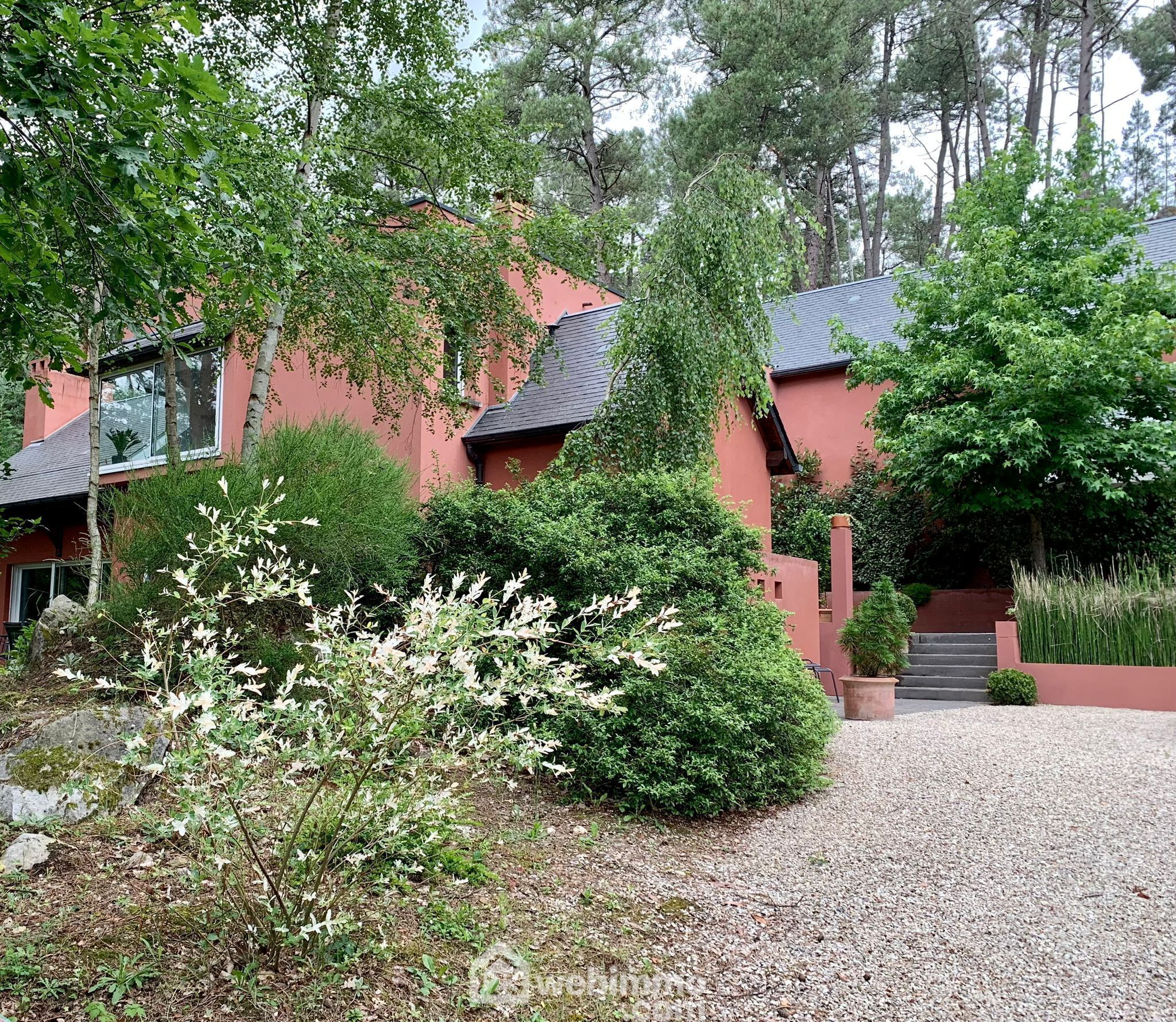 À vendre Maison 214m2 A 77630 À vendre Maison 214m2 A 77630