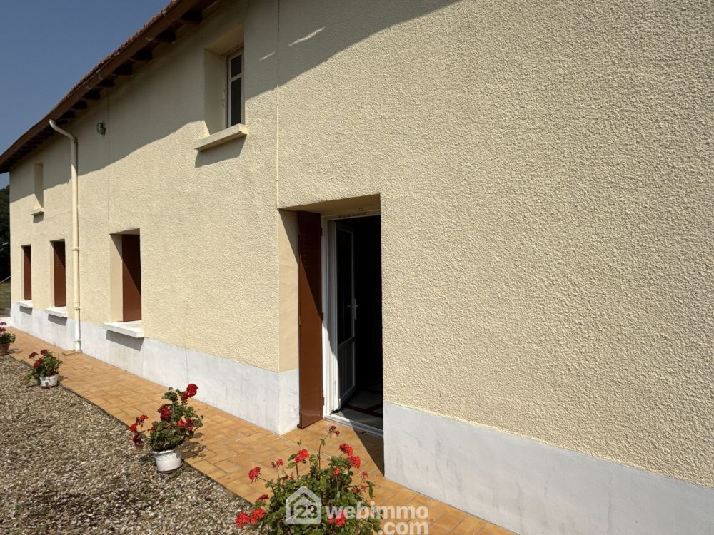 Photo 2 - Smarves 86240 à Smarves