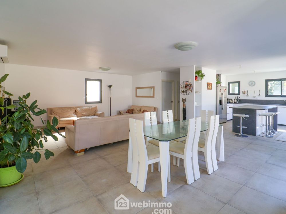 Photo 8 - Marseille 13009 à Marseille