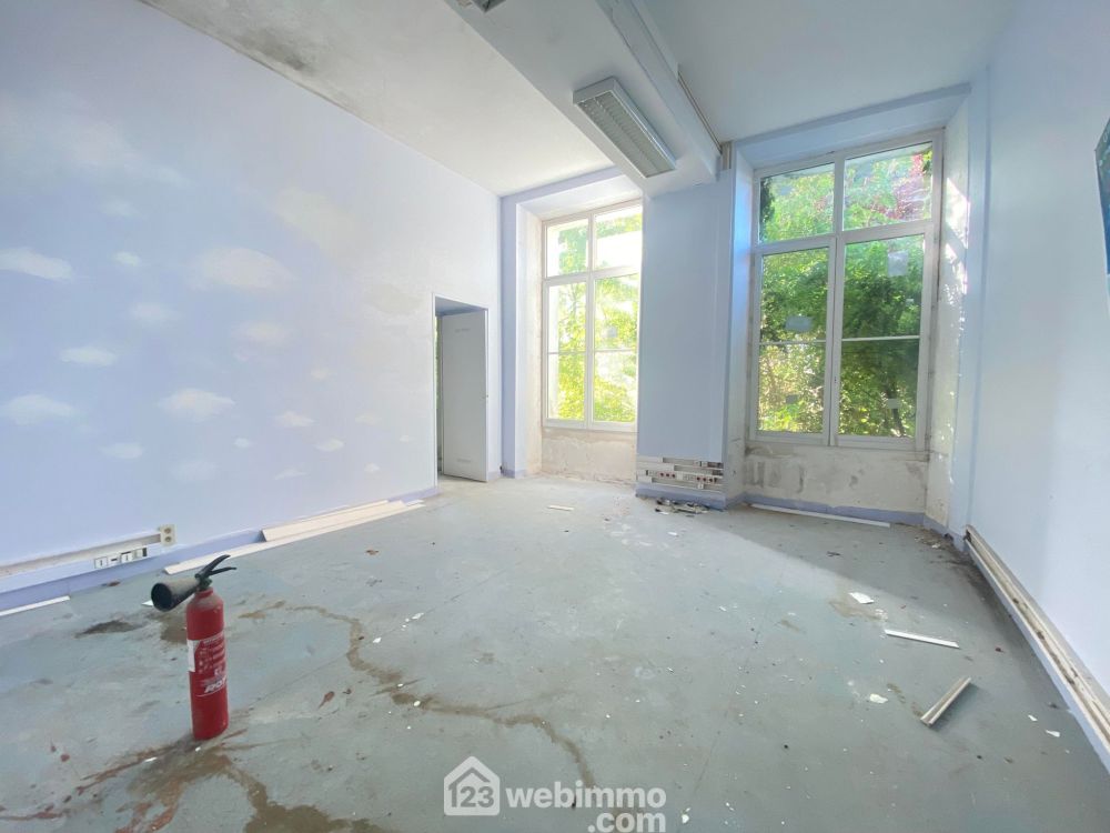 Photo 5 - Laon 02000 à Laon