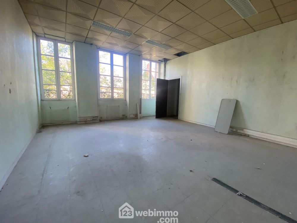 Photo 3 - Laon 02000 à Laon