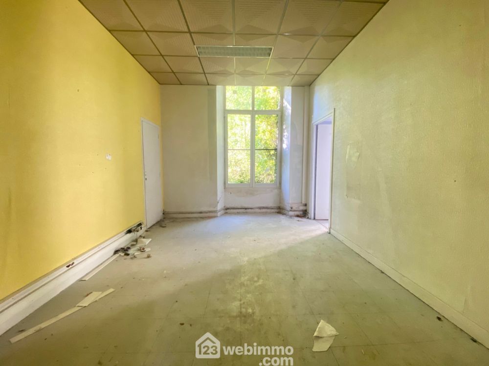 Photo 4 - Laon 02000 à Laon