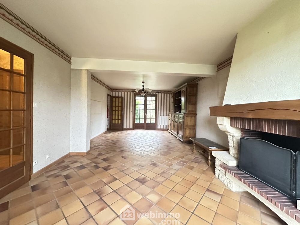 Photo 7 - Laon 02000 à Laon