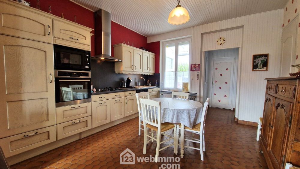 Photo 8 - Laon 02000 à Laon