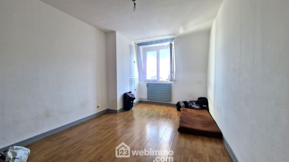 Photo 11 - Laon 02000 à Laon