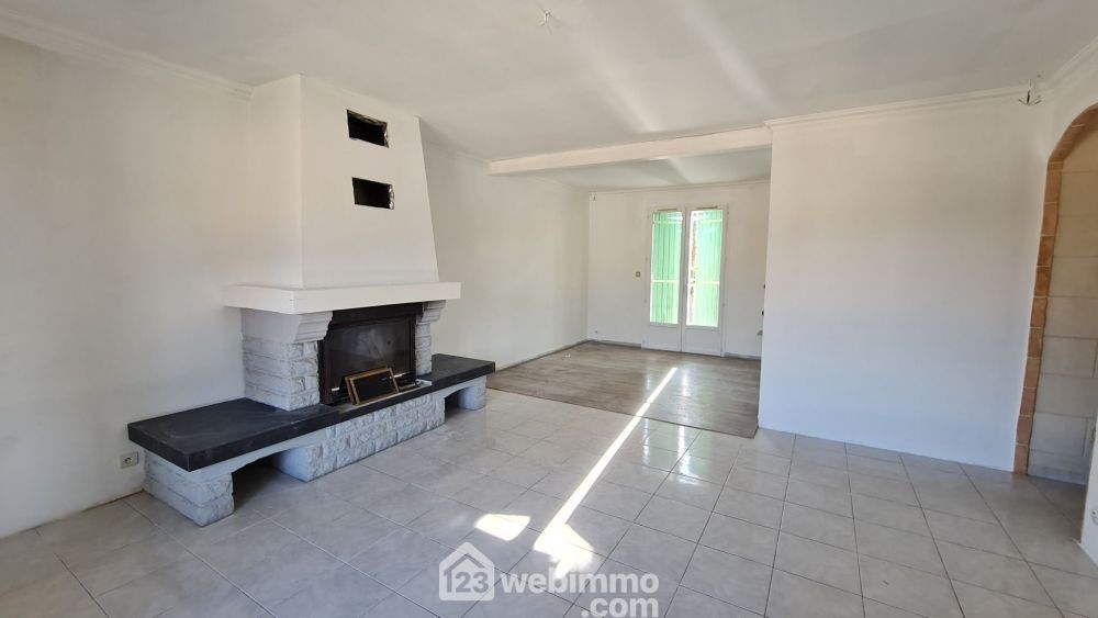 Photo 2 - Gonfaron 83590 à Gonfaron