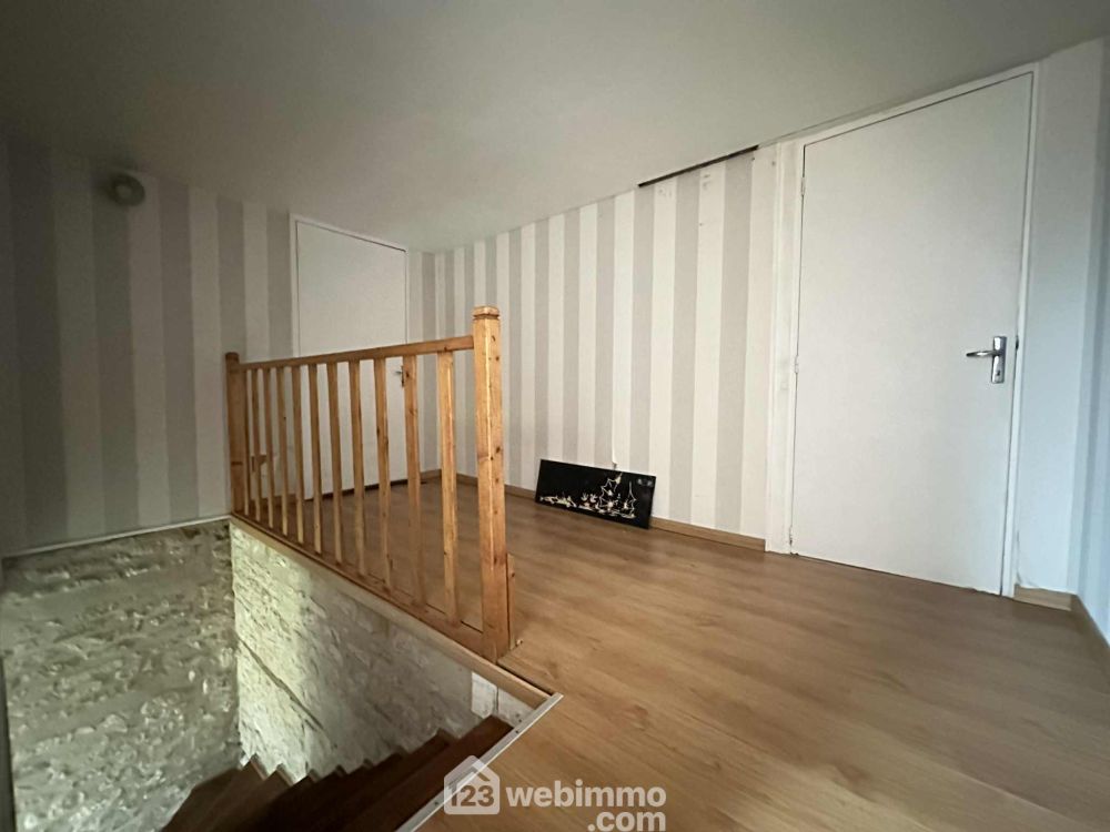 Photo 10 - Sissonne 02150 à Sissonne