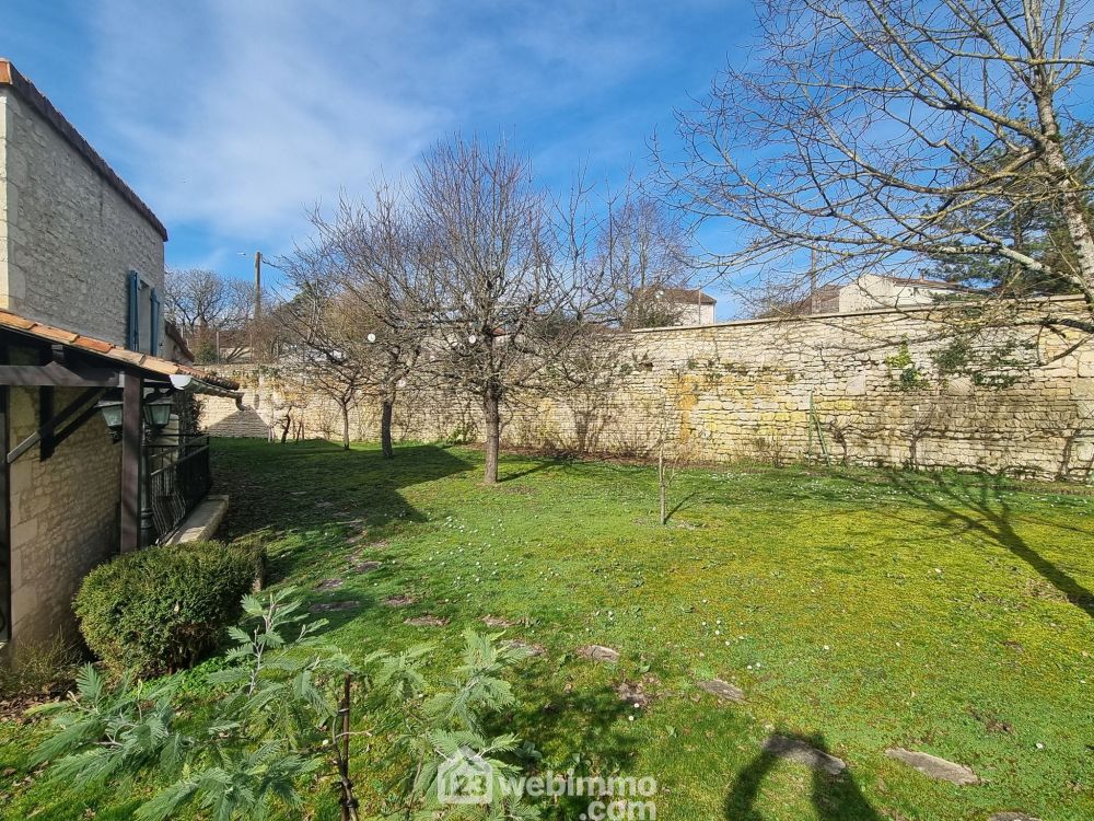 Photo 31 - Chasseneuil-du-Poitou 86360 à Chasseneuil-du-Poitou