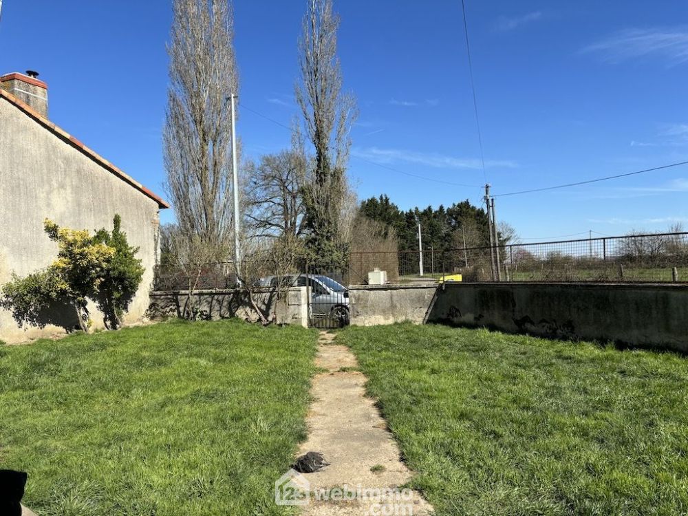 Photo 4 - La Puye 86260 à La Puye