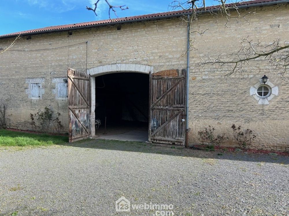 Photo 3 - Chasseneuil-du-Poitou 86360 à Chasseneuil-du-Poitou