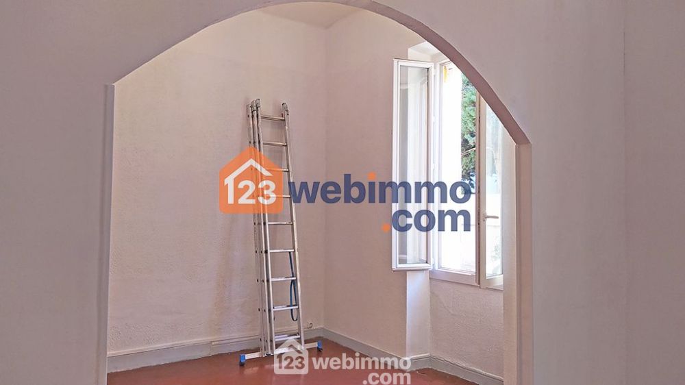 Photo 3 - Port-Saint-Louis-du-Rhône 13230 à Port-Saint-Louis-du-Rhône