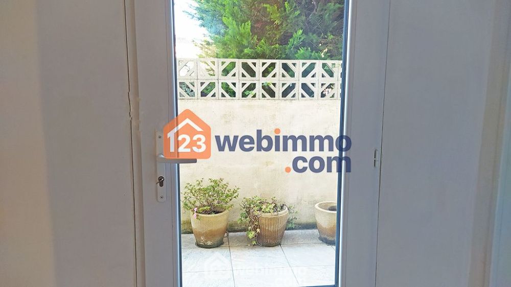 Photo 15 - Port-Saint-Louis-du-Rhône 13230 à Port-Saint-Louis-du-Rhône