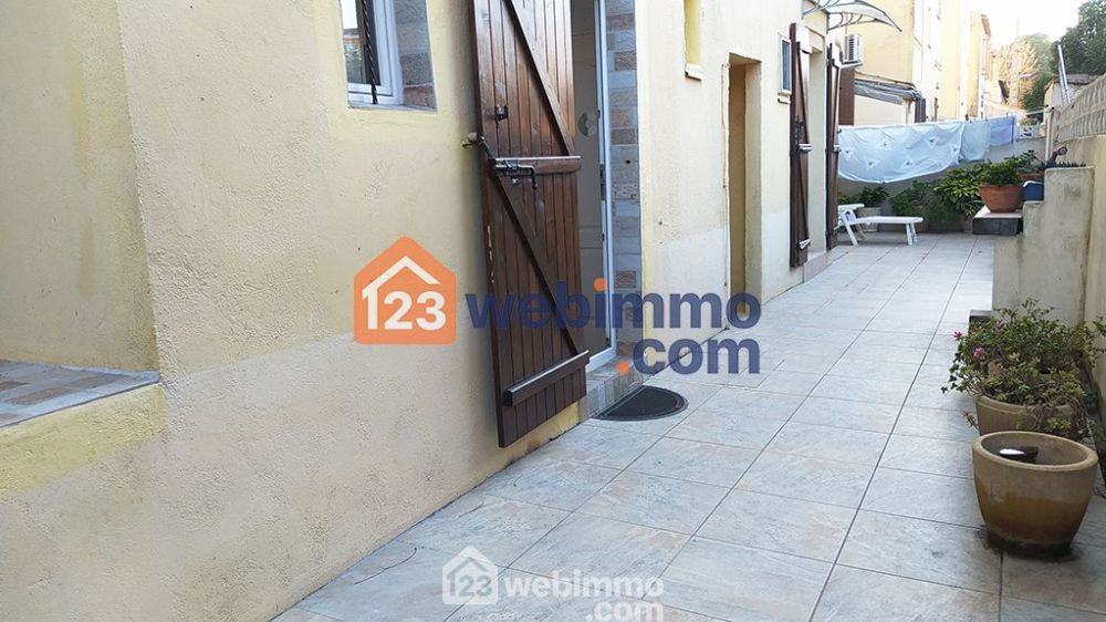 Photo 16 - Port-Saint-Louis-du-Rhône 13230 à Port-Saint-Louis-du-Rhône