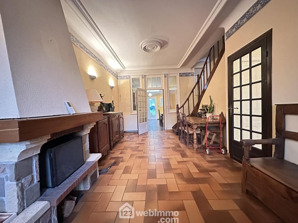 Photo 8 - Laon 02000 à Laon