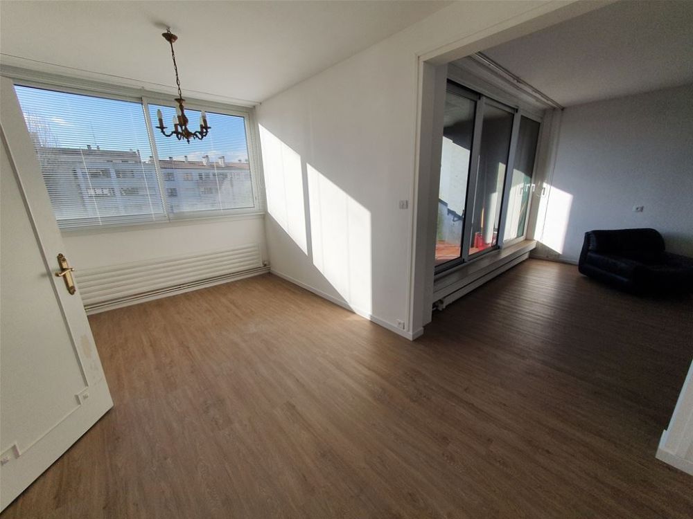 Photo 1 - La Roche-sur-Yon 85000 à La Roche-sur-Yon