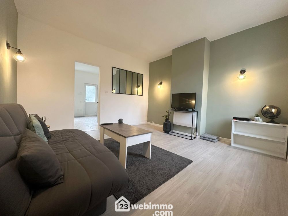 Photo 2 - Laon 02000 à Laon