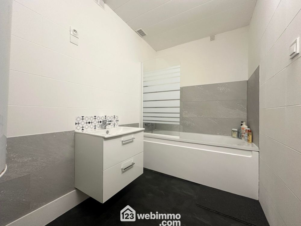 Photo 15 - Laon 02000 à Laon