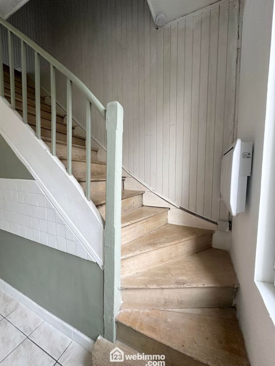 Photo 9 - Laon 02000 à Laon