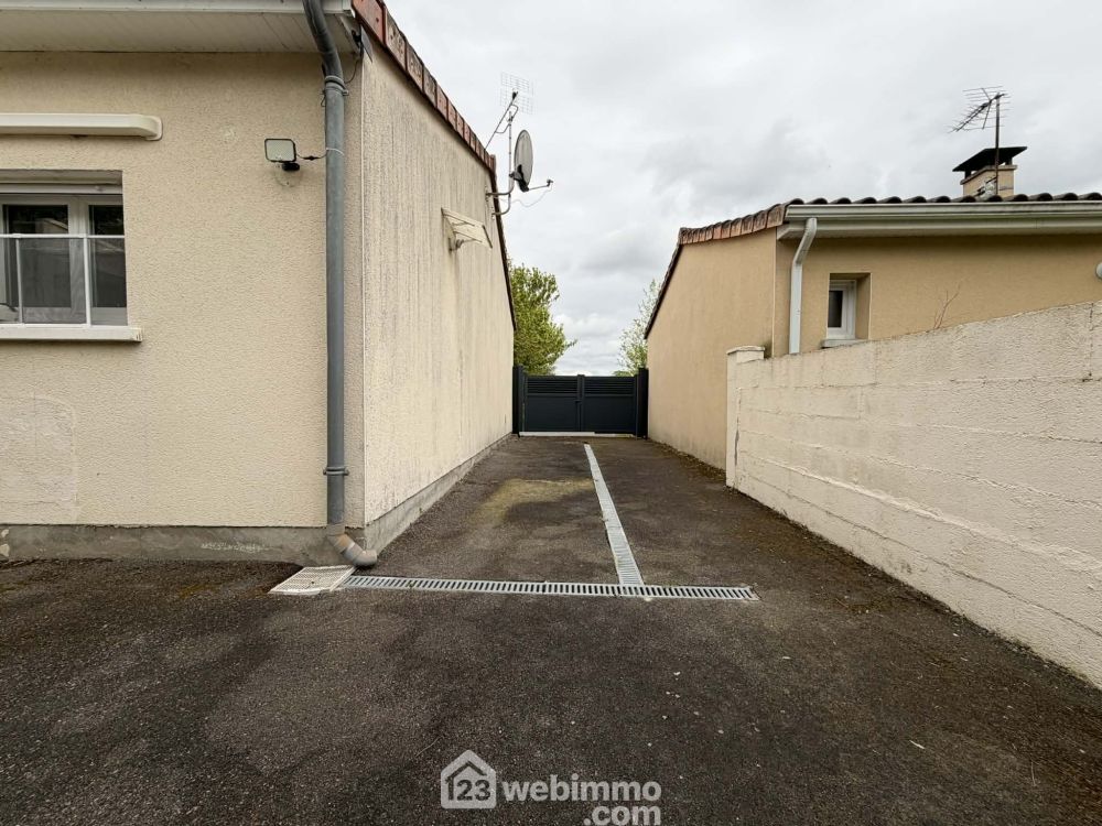 Photo 3 - Dangé-Saint-Romain 86220 à Dangé-Saint-Romain