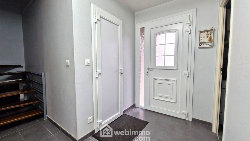 Photo 3 - Laon 02000 à Laon