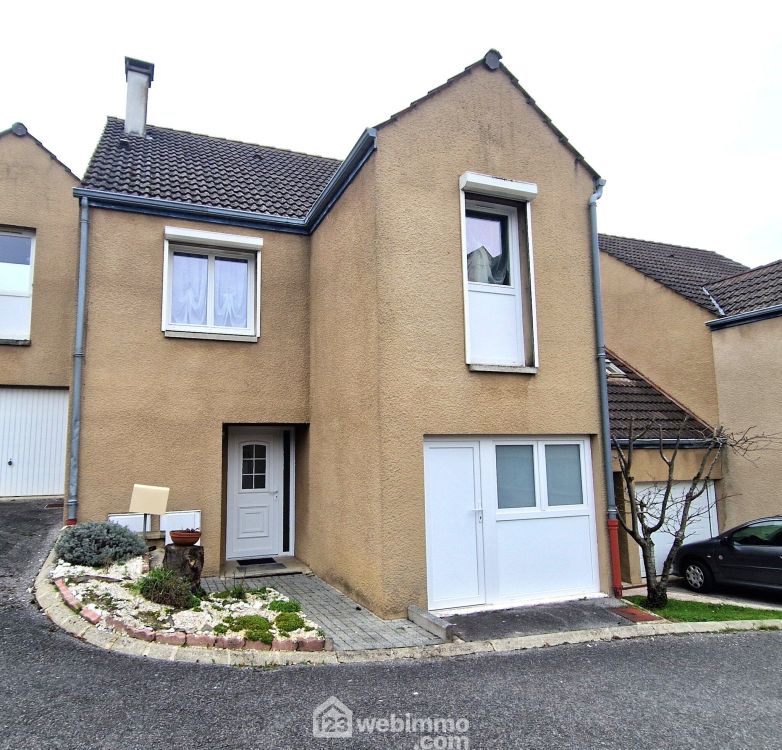 Photo 1 - Laon 02000 à Laon