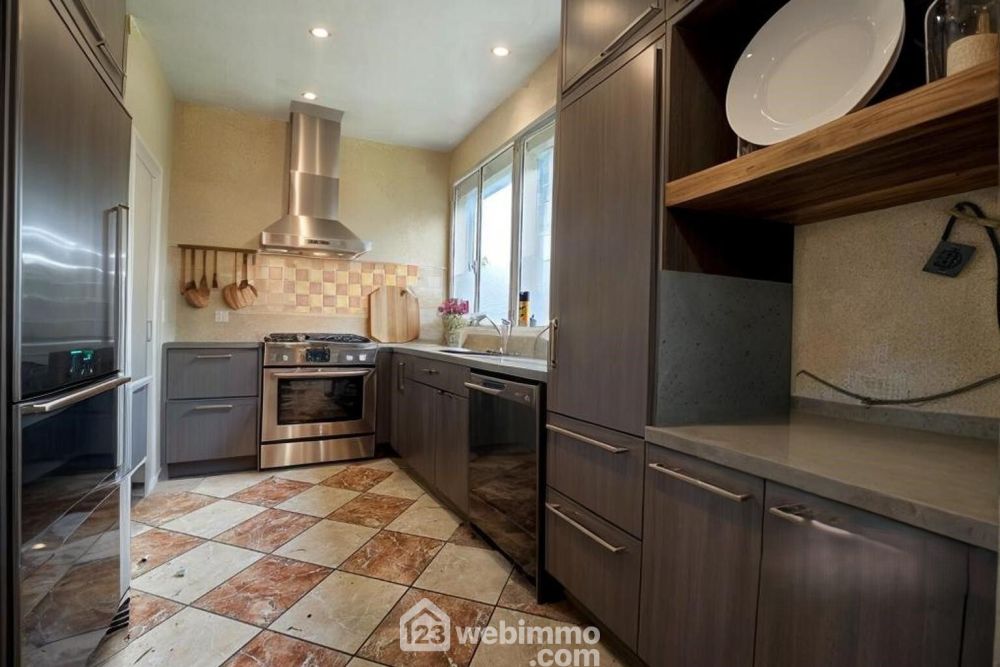 Photo 10 - Laon 02000 à Laon