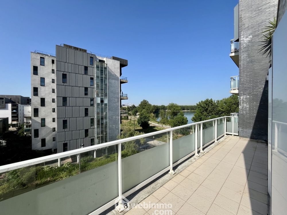 Photo 1 - Bordeaux 33300 à Bordeaux