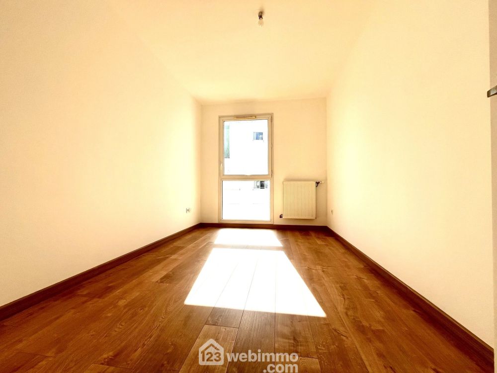 Photo 9 - Bordeaux 33300 à Bordeaux