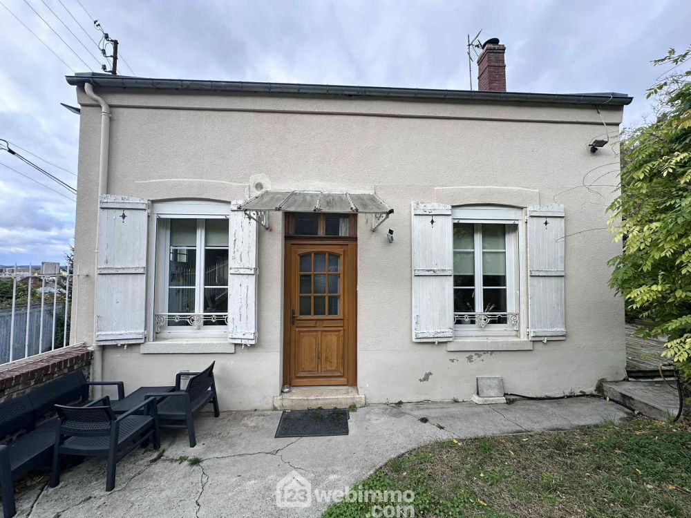 Photo 2 - Laon 02000 à Laon