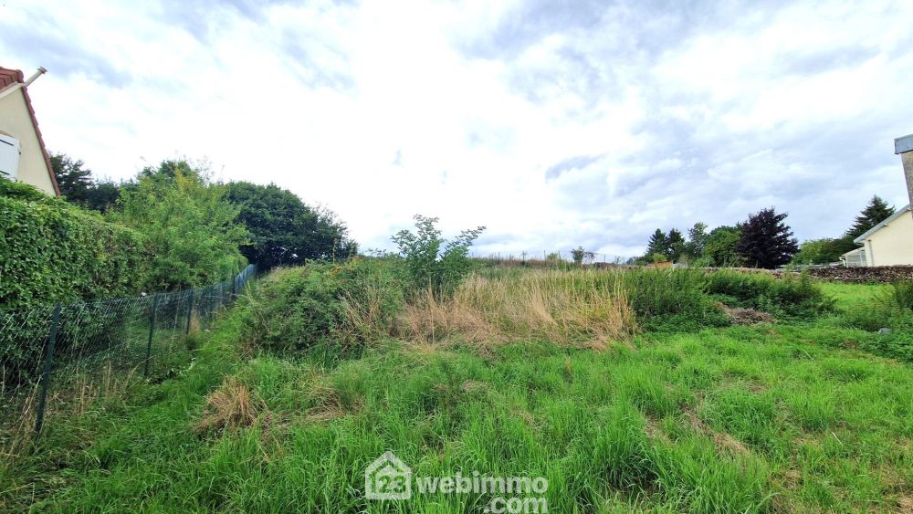 Photo 2 - Suzy 02320 à Suzy