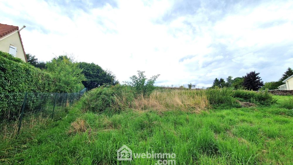 Photo 5 - Suzy 02320 à Suzy