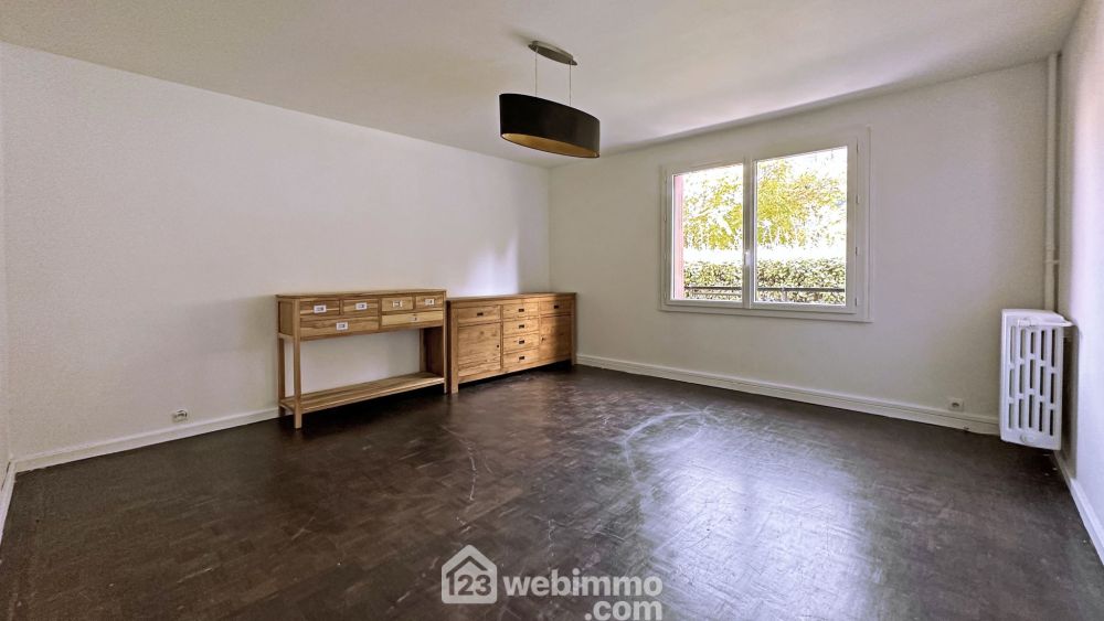 Photo 3 - Saint-Maur-des-Fossés 94100 à Saint-Maur-des-Fossés