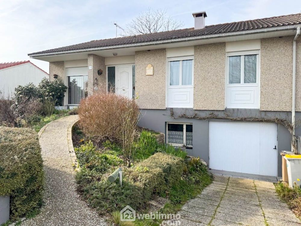 Photo 1 - Cholet 49300 à Cholet