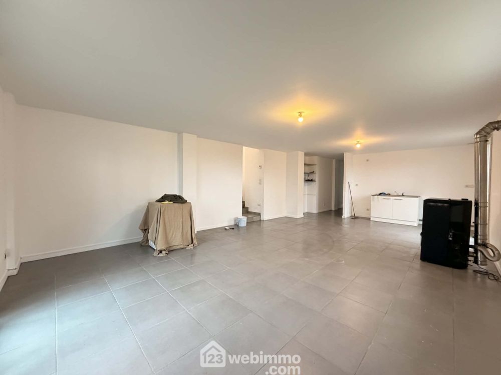 Photo 3 - Laon 02000 à Laon