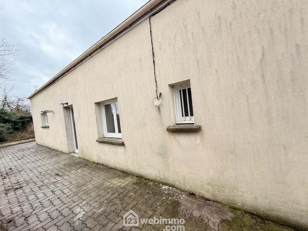 Photo 1 - Laon 02000 à Laon