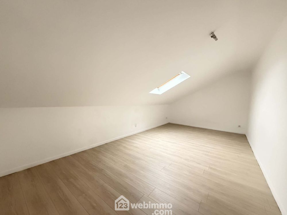 Photo 12 - Laon 02000 à Laon