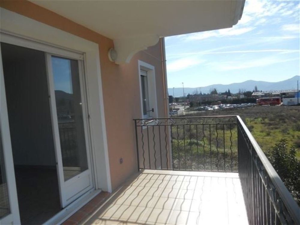 Photo 6 - Le Luc 83340 à Le Luc