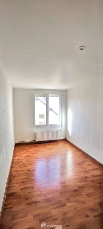 Photo 9 - Louviers 27400 à Louviers