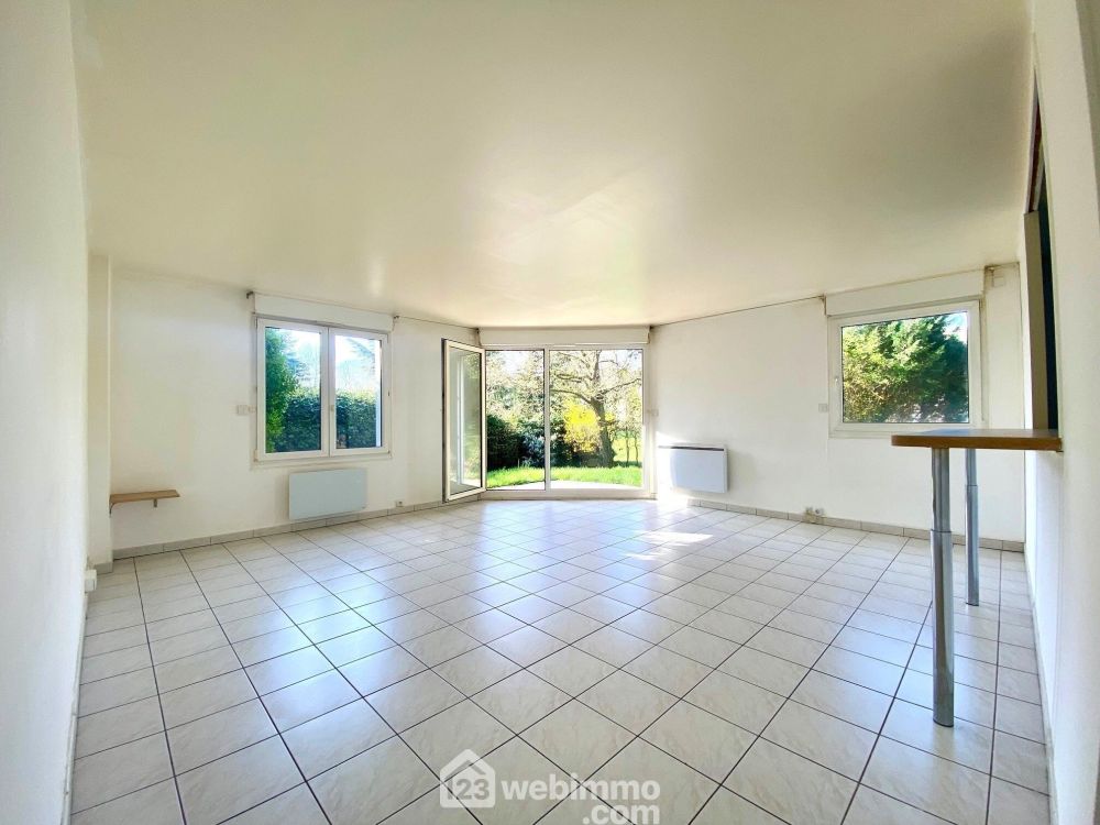 Photo 3 - Lisses 91090 à Lisses