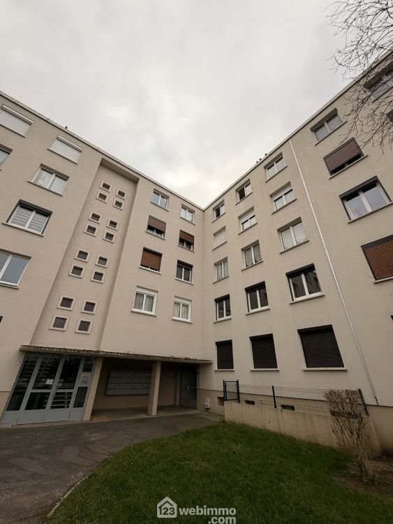 Photo 11 - Laon 02000 à Laon