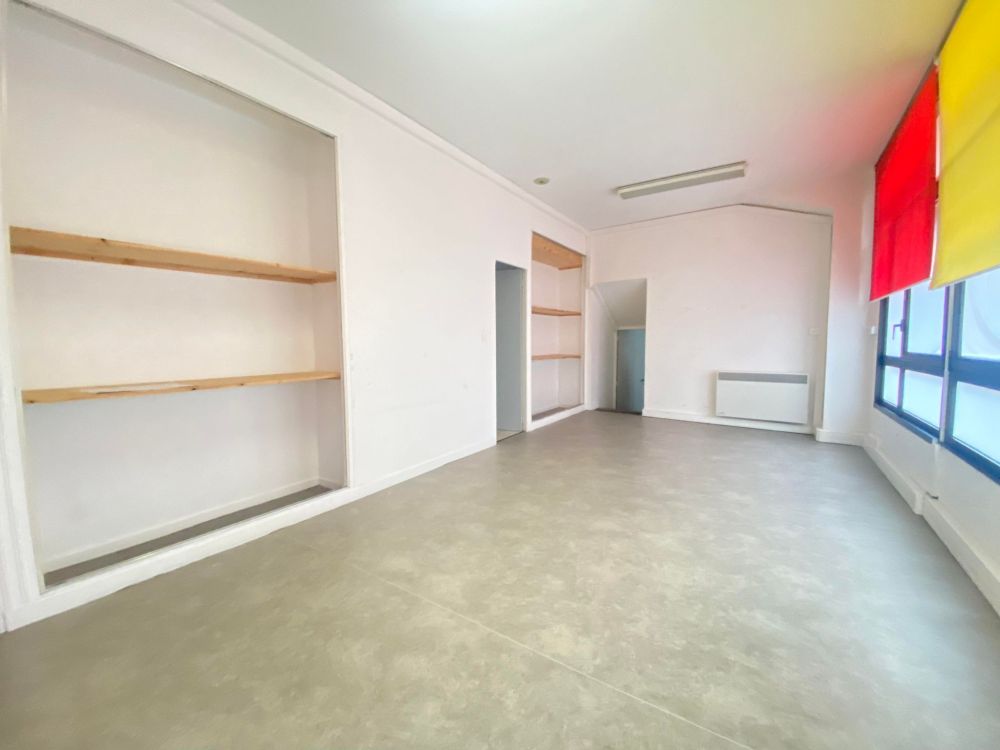 Photo 4 - LAON 02000 à LAON