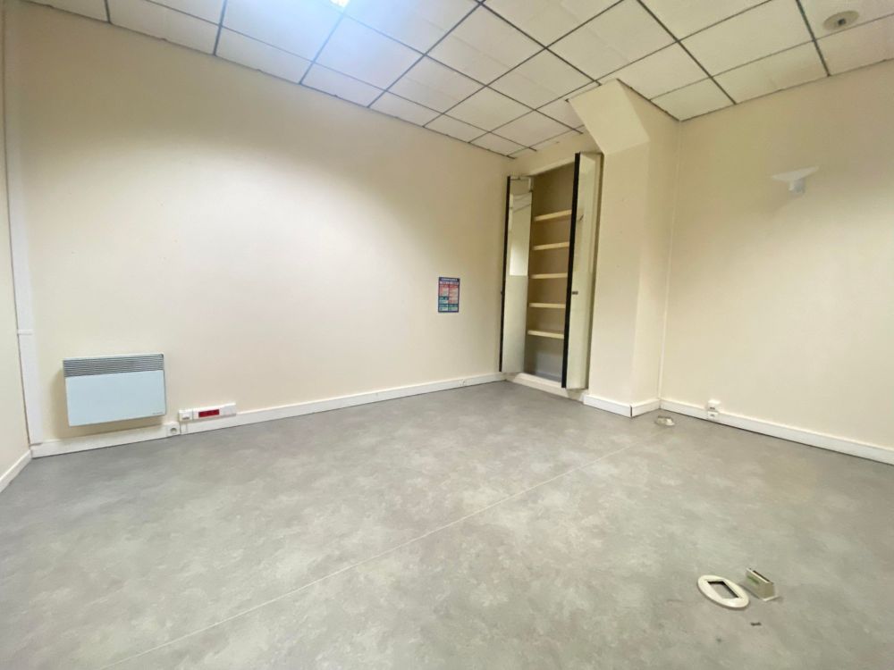 Photo 7 - LAON 02000 à LAON