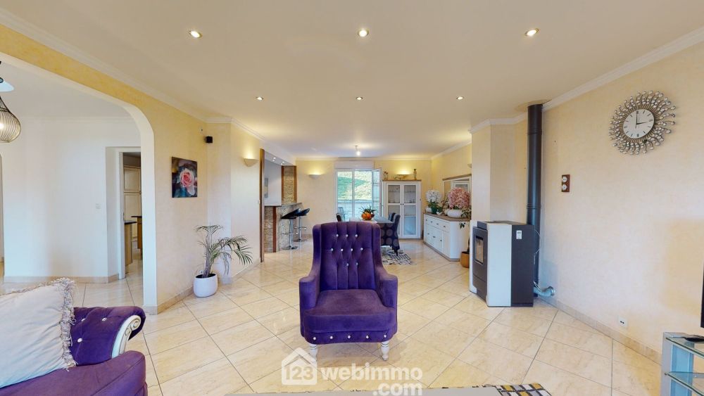 Photo 3 - Jaux 60880 à Jaux