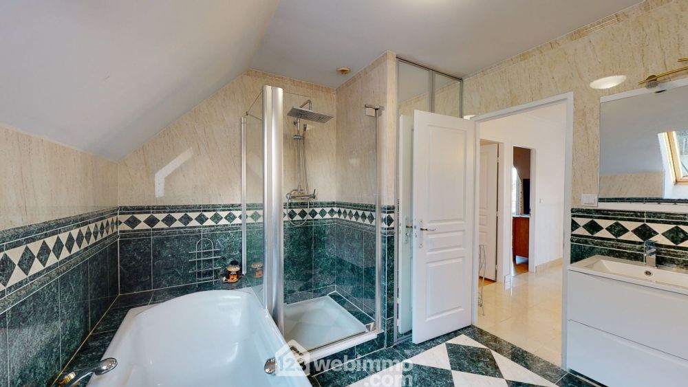 Photo 31 - Jaux 60880 à Jaux