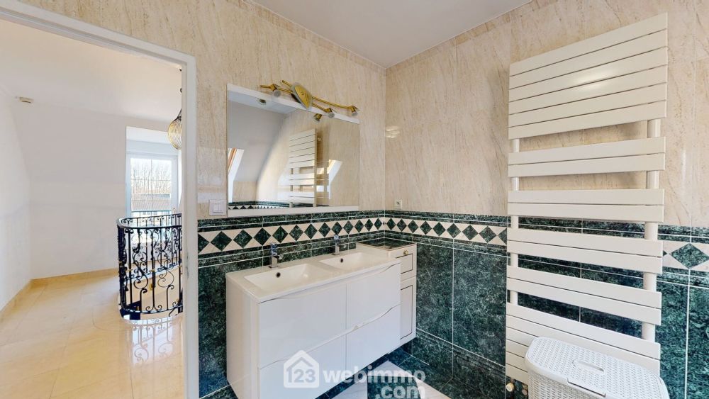 Photo 34 - Jaux 60880 à Jaux