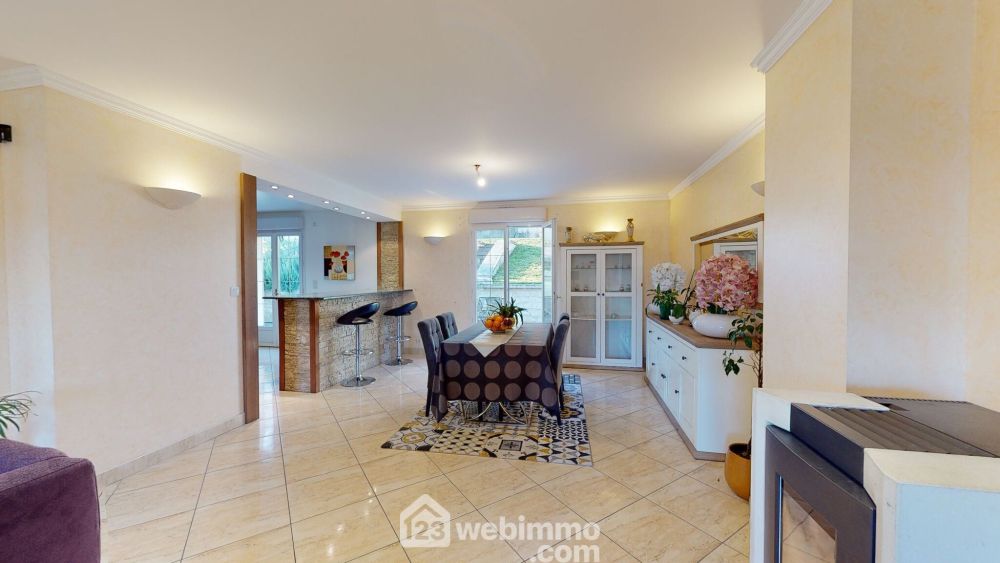 Photo 39 - Jaux 60880 à Jaux