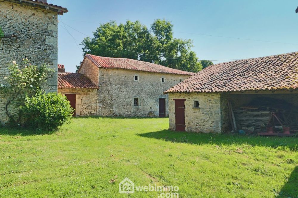 Photo 44 - Sommières-du-Clain 86160 à Sommières-du-Clain