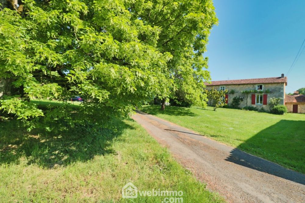 Photo 2 - Sommières-du-Clain 86160 à Sommières-du-Clain