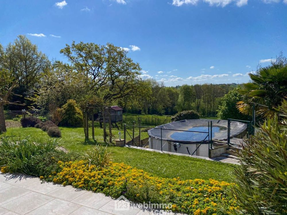 Photo 4 - pouzauges 85700 à pouzauges